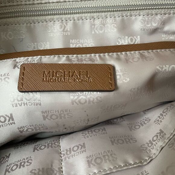 Michael Kors Orange Nylon Medium shoulder bag ,brown leather trims and straps - Picture 12 of 16